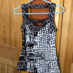 Express black & white tank